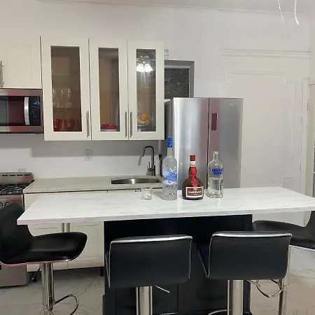 Un4Vailable Apartment